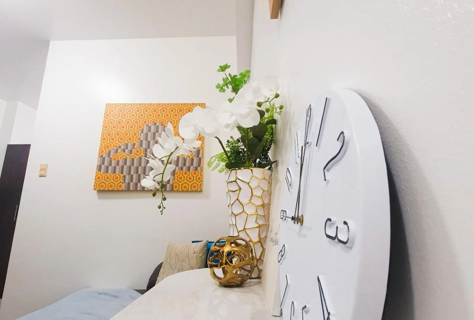 Studio For Rent In Upper Mckinley Hill, Taguig Manila 0*,